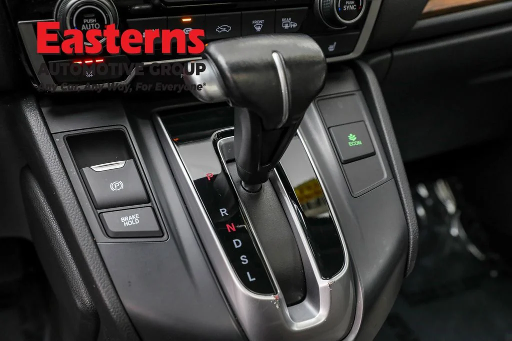 Used 2018 Red Honda Touring image 13