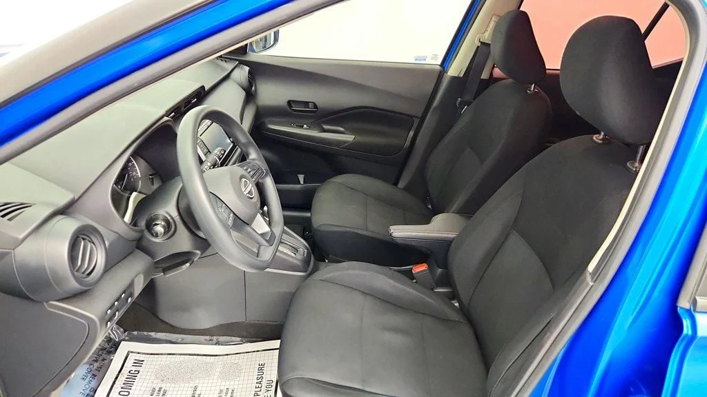 Used 2023 Electric Blue Metallic Nissan S FWD image 18