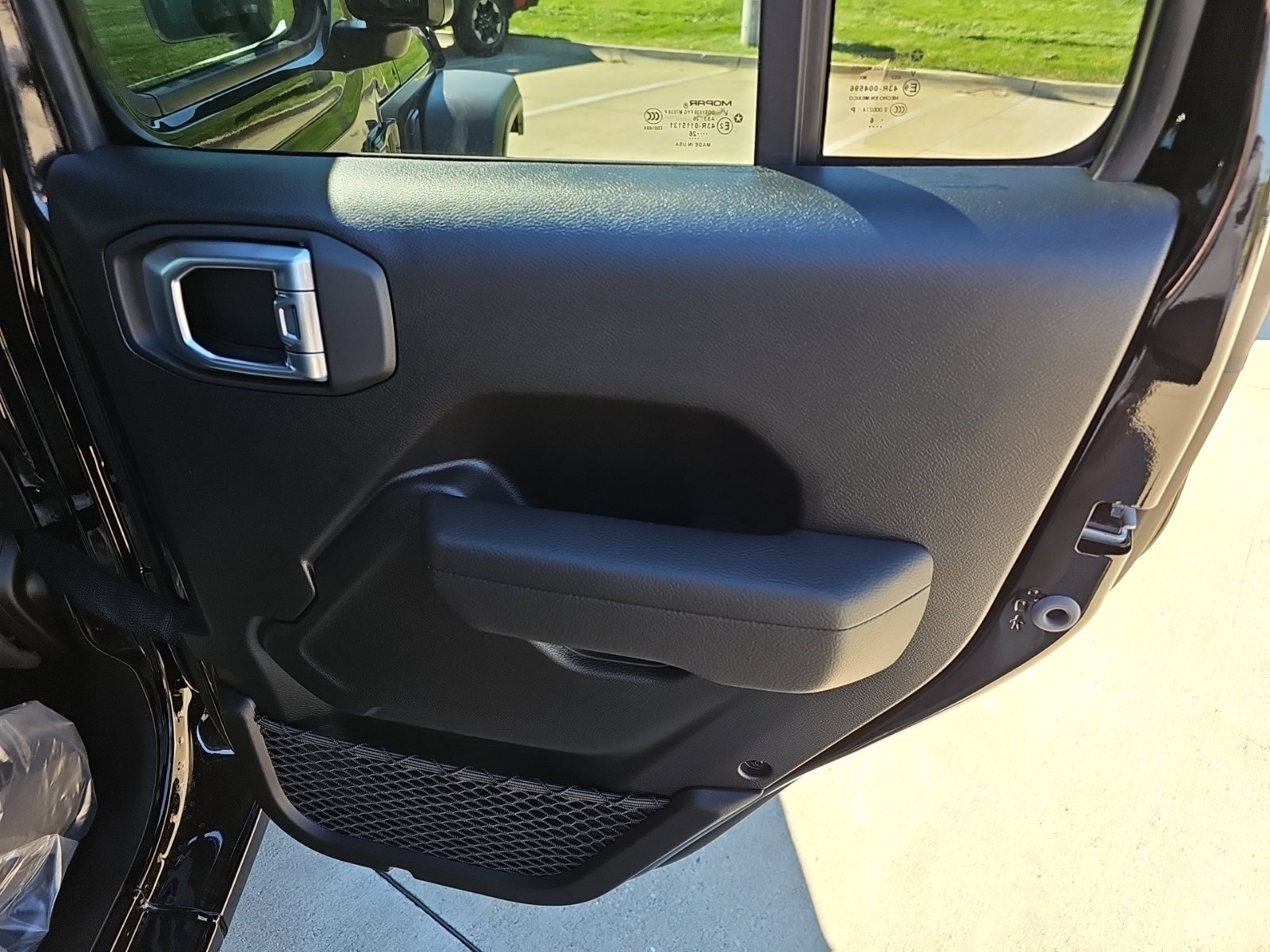 New 2027 Black Clearcoat Jeep Sport S image 14