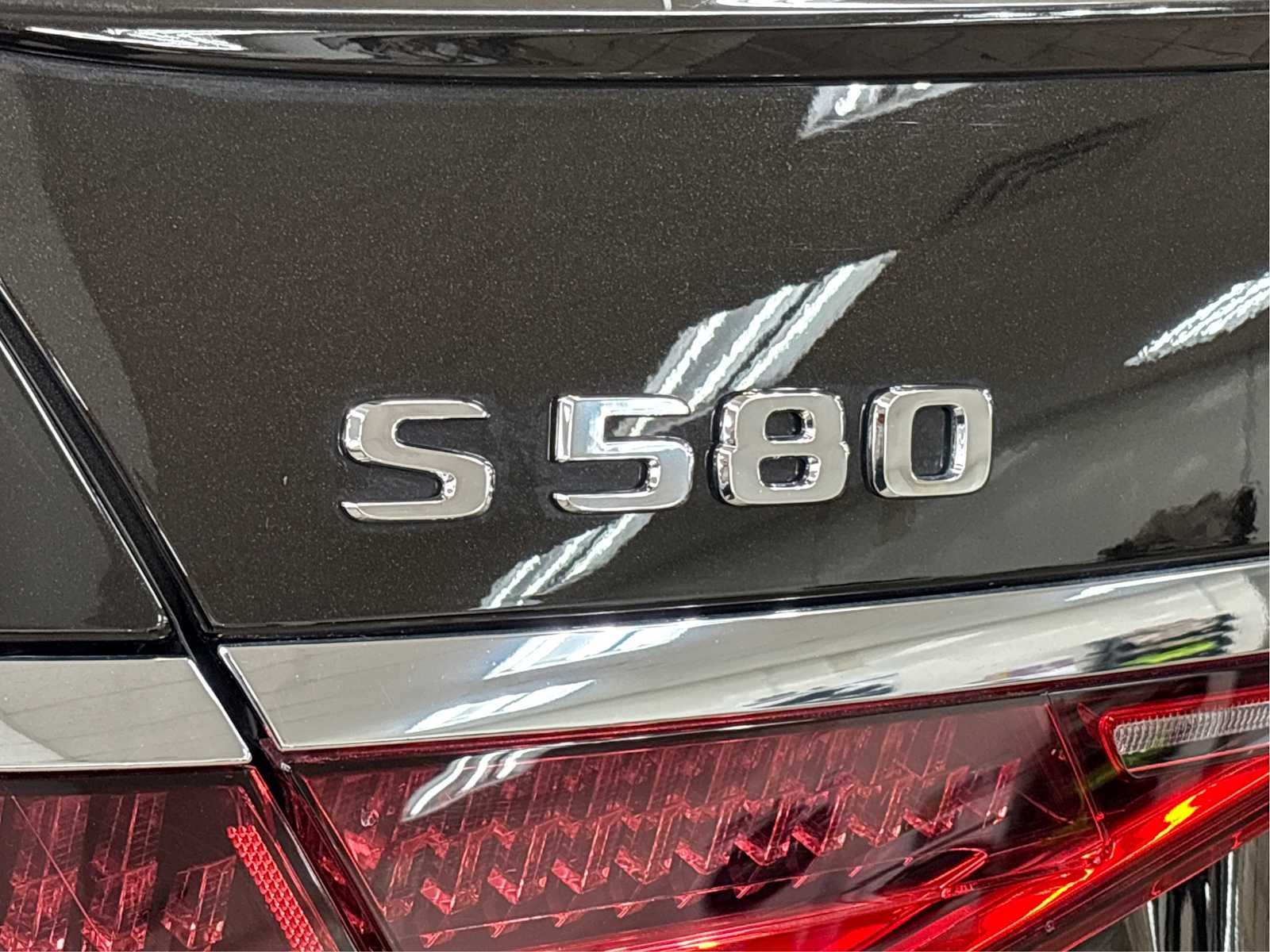 Used 2021 Onyx Black Mercedes-Benz S 580 image 16