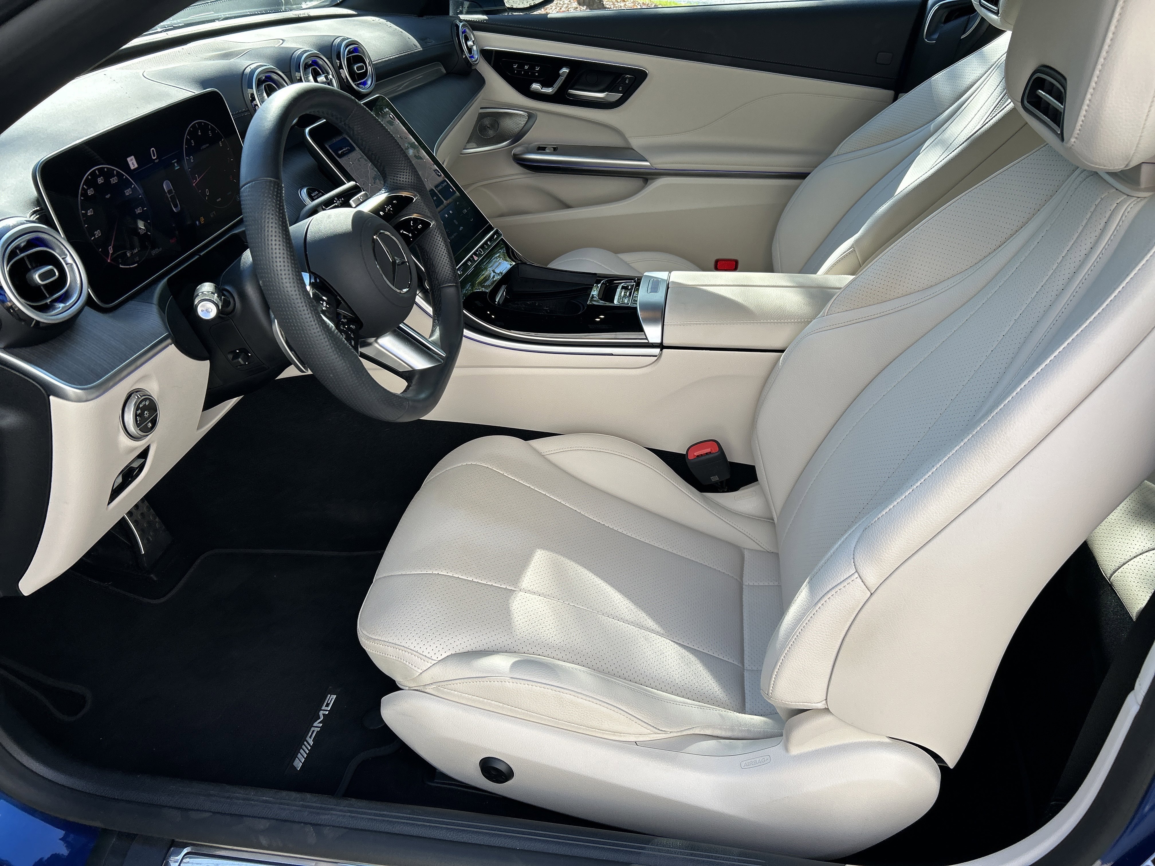Certified Used 2025 Sterling Blue Metallic Mercedes-Benz CLE 300 4MATIC® Cabriolet image 33