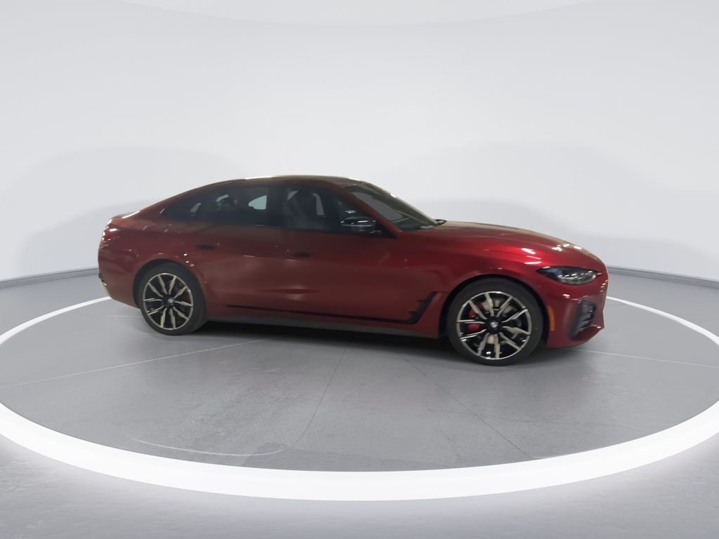 Used 2026 Red BMW xDrive40 image 9