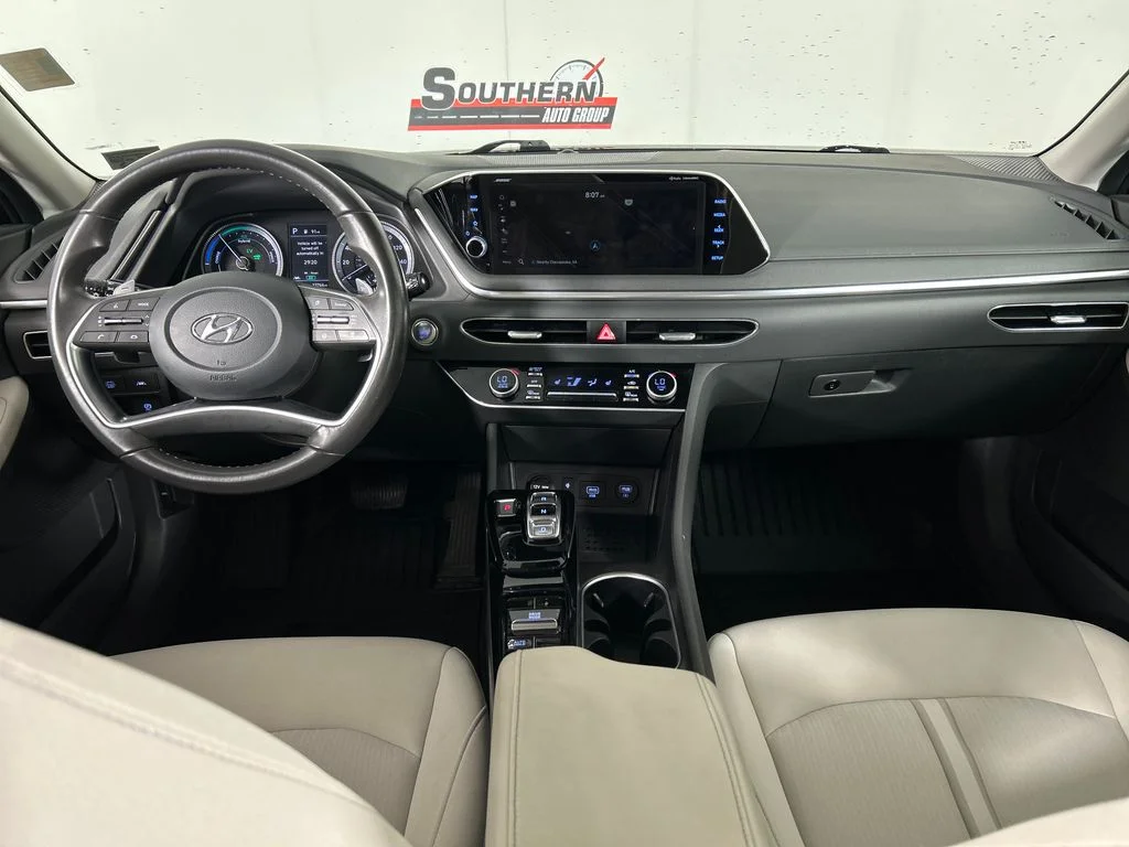 Used 2023 Black Hyundai SEL image 18