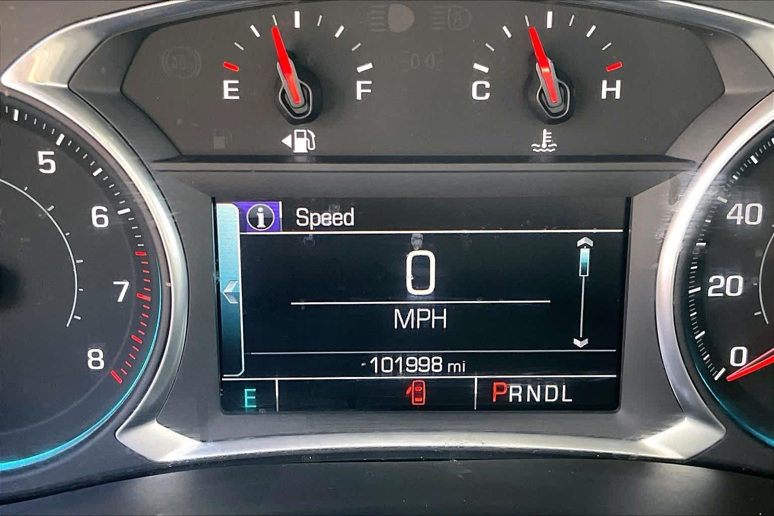 Used 2018 SILVER ICE METALLIC Chevrolet LT Cloth image 21