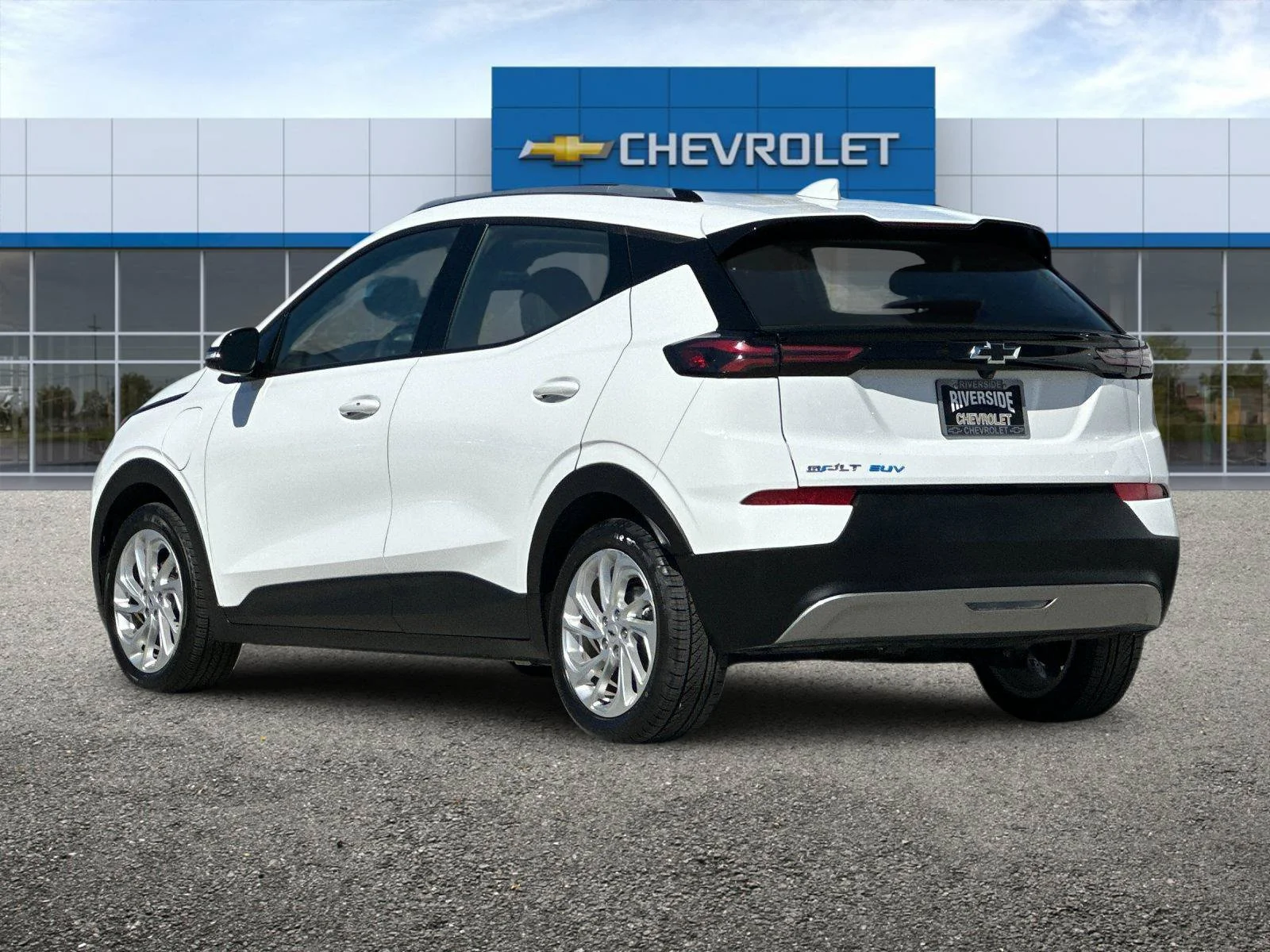 Used 2023 SUMMIT WHITE Chevrolet LT image 6