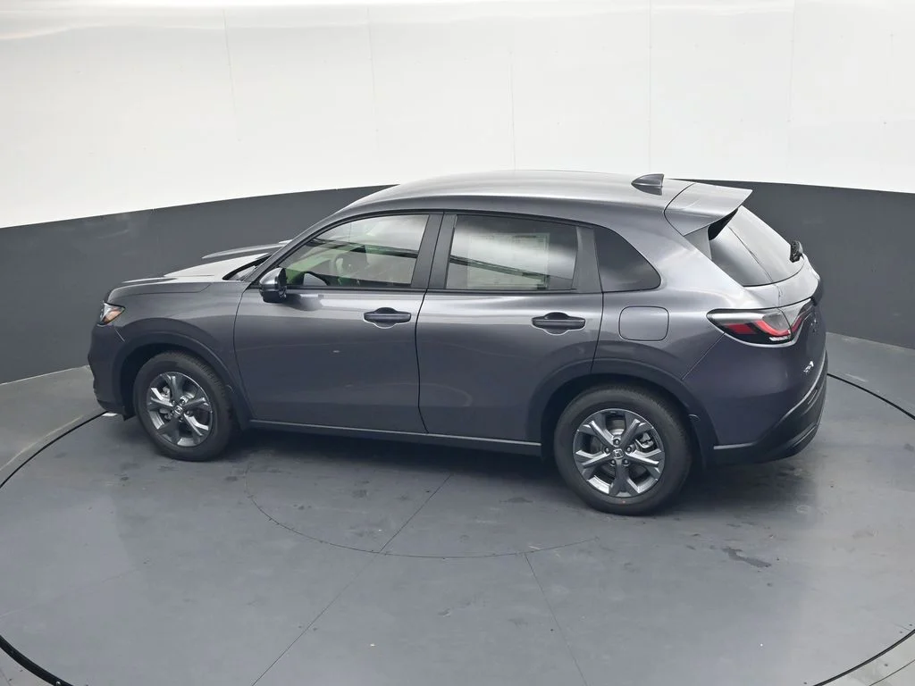New 2027 Modern Steel Metallic Honda LX image 18