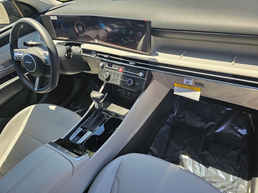 New 2026 Black Hyundai SE image 11