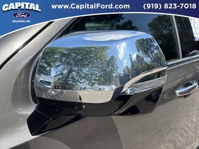 Used 2021 Gray Chevrolet Premier image 12