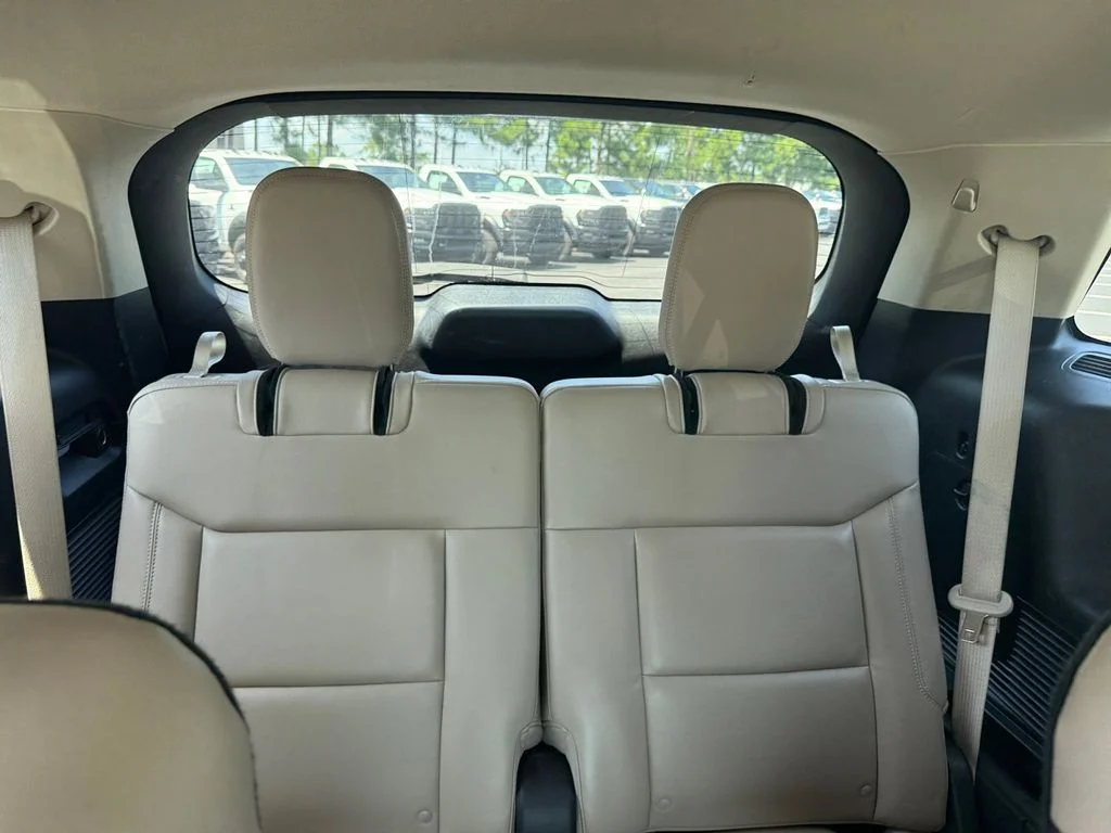 Used 2021 White Ford XLT image 27
