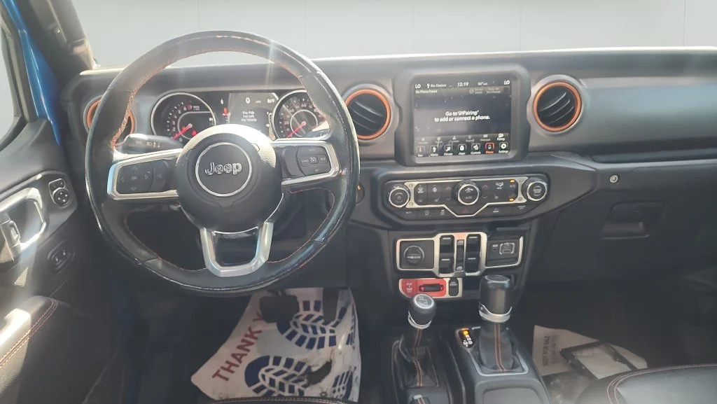 Used 2022 Blue Jeep Mojave image 16