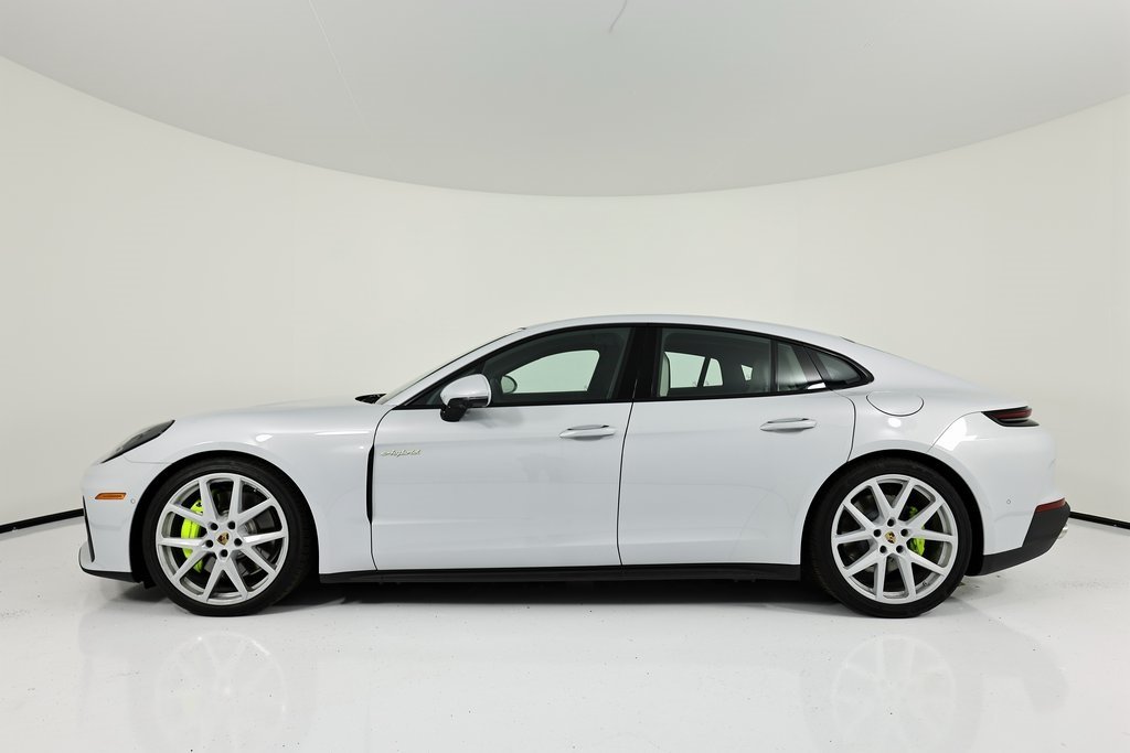 2026 Porsche Panamera 4 E-Hybrid