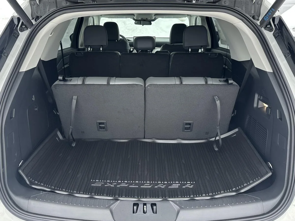 New 2026 White Ford Active 200a Pkg image 7