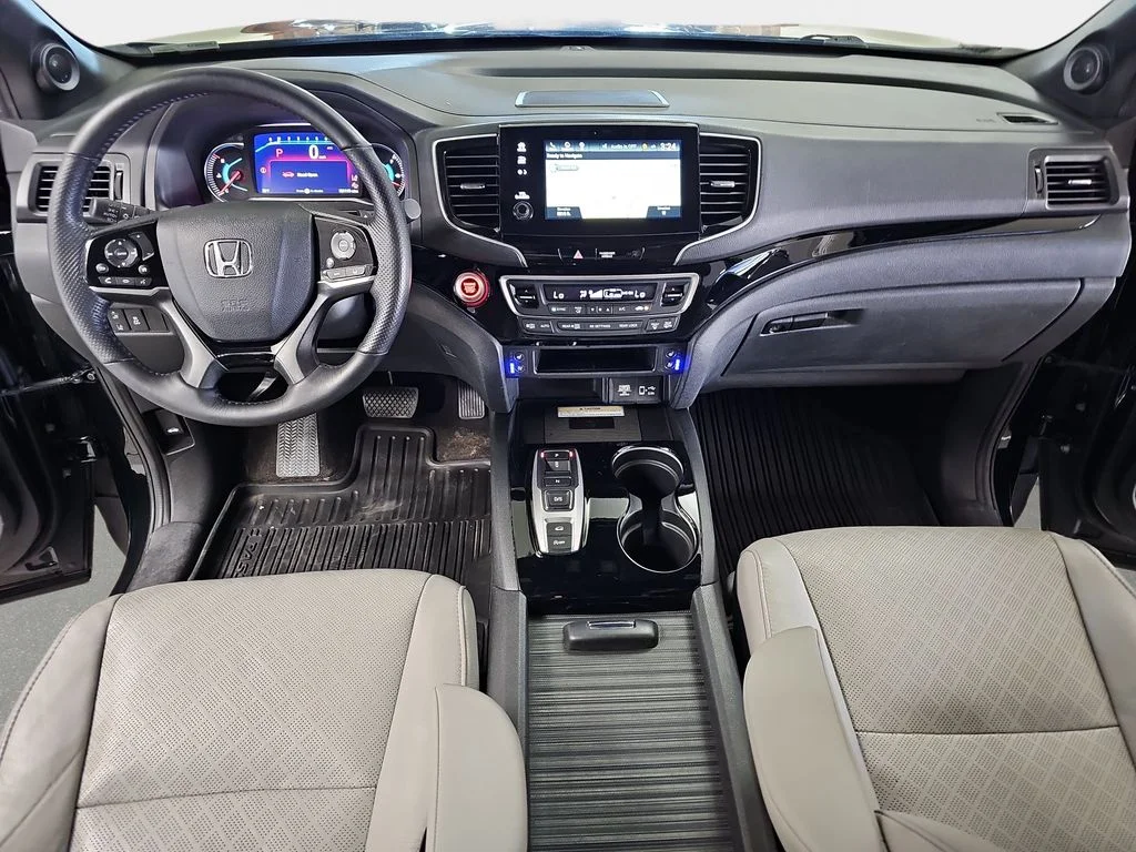 Used 2020 Green Honda Elite image 10