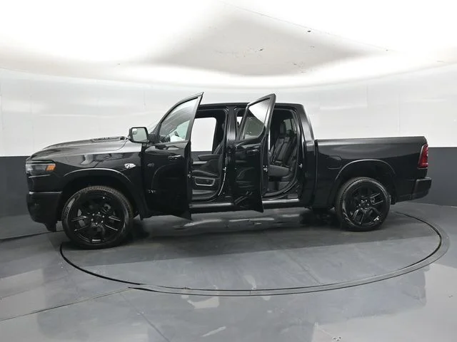 New 2026 Diamond Black Crystal Pearl-Coat Exterior Paint RAM Laramie image 50