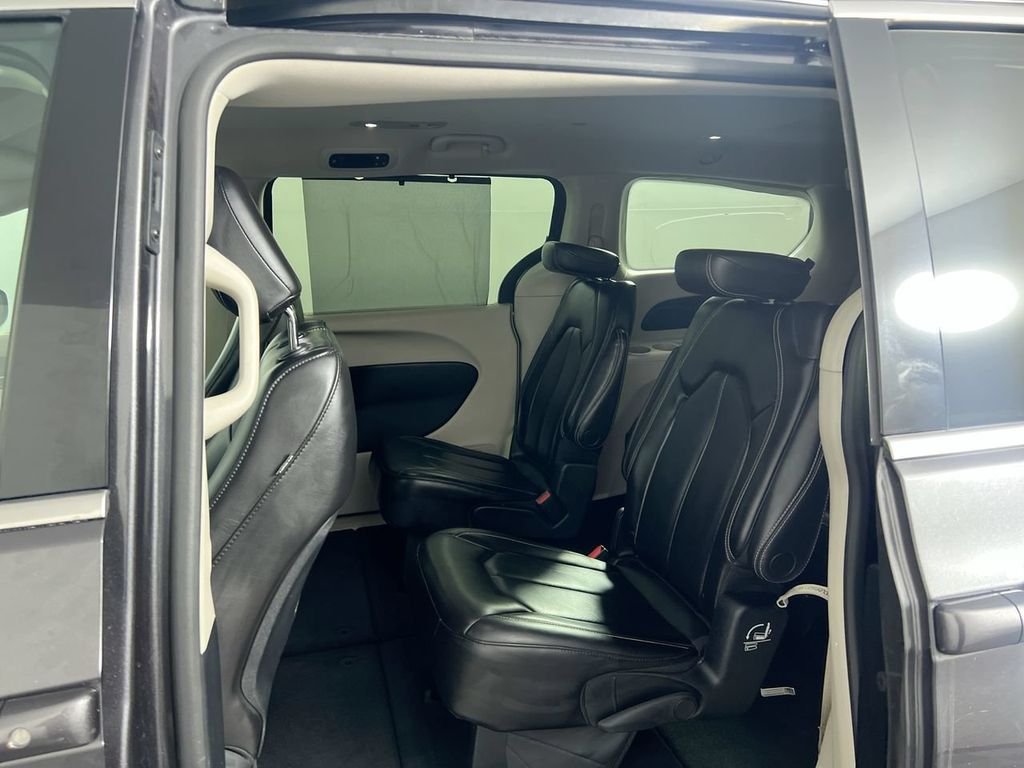 Used 2023 Gray Chrysler Touring L image 26