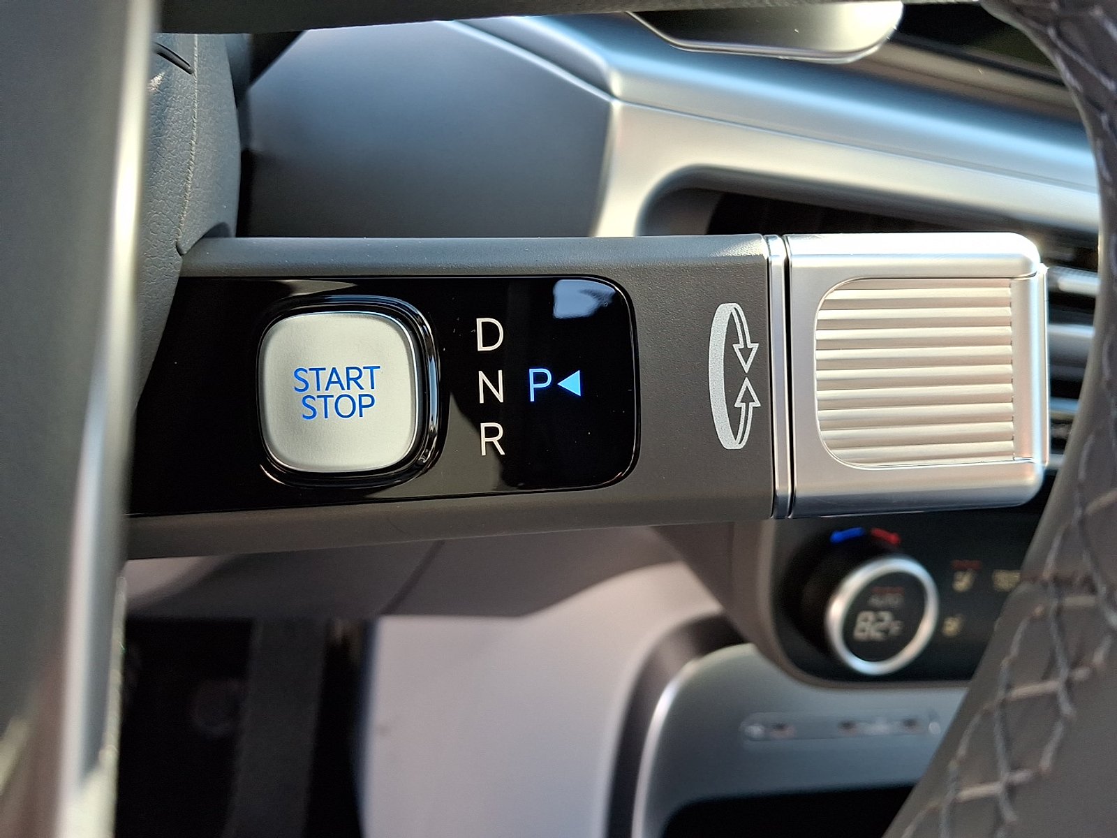 2026 Hyundai IONIQ 9 Performance Limited - Photo 16