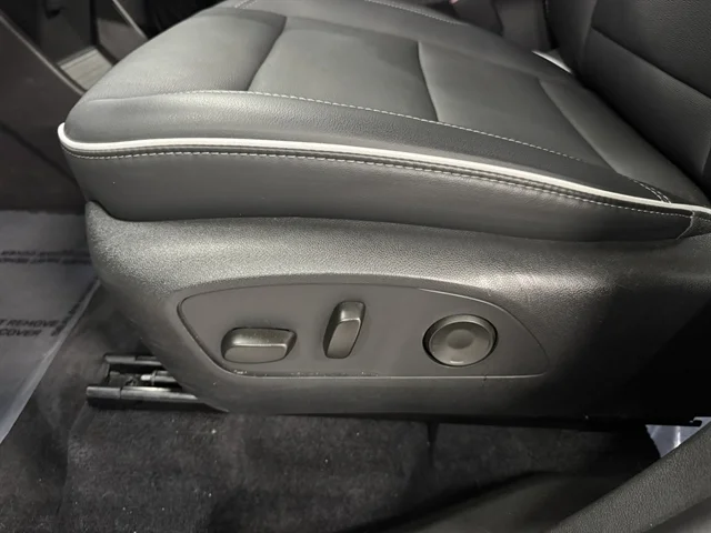 Used 2025 GRAY BUICK Preferred image 14