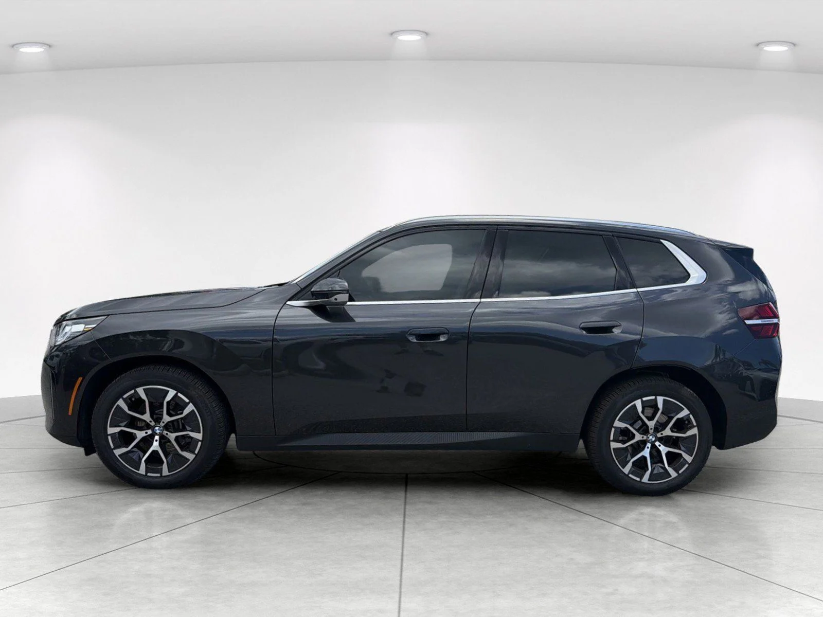 New 2026 Dark Graphite Metallic BMW 30 xDrive image 7