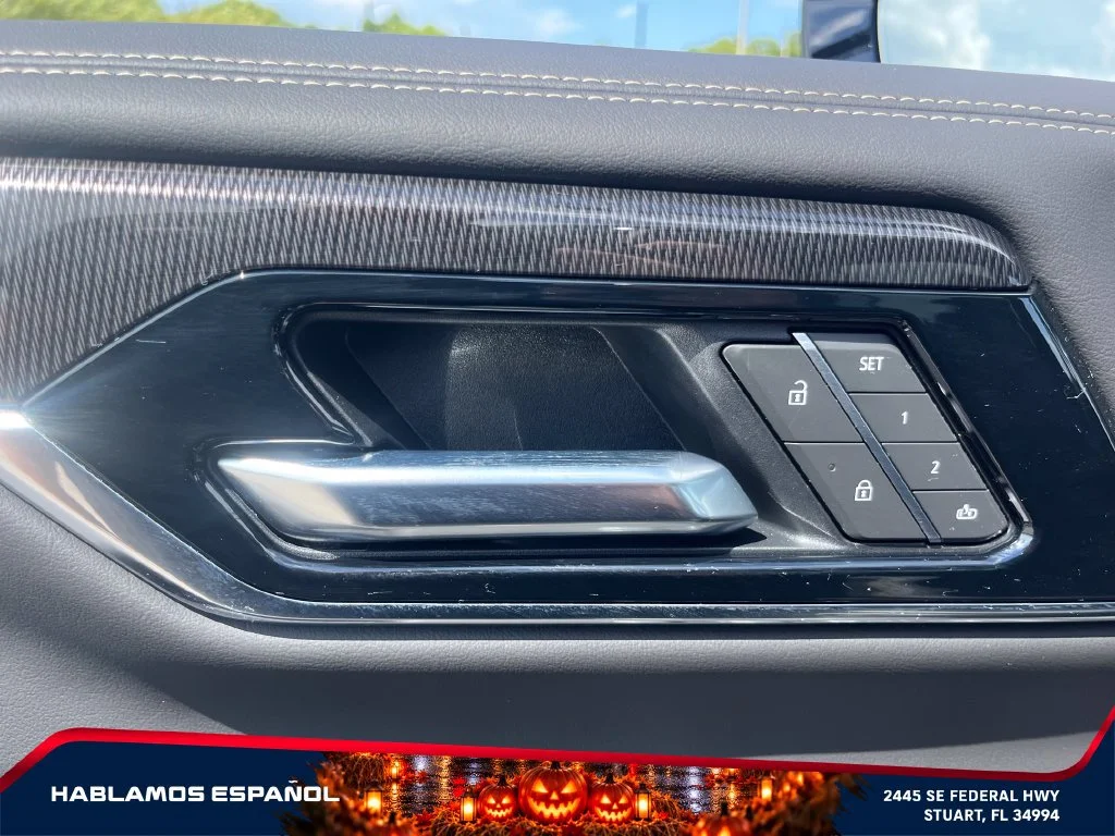 New 2026 Onyx Black GMC Elevation image 12