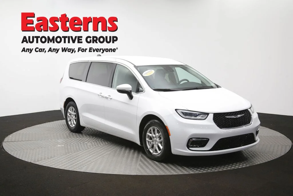 Used 2023 White Chrysler Touring L image 50