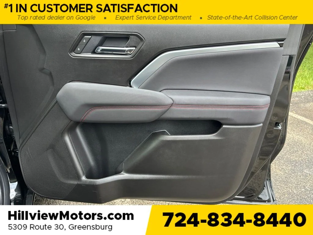 Used 2025 Black Chevrolet Z71 image 20