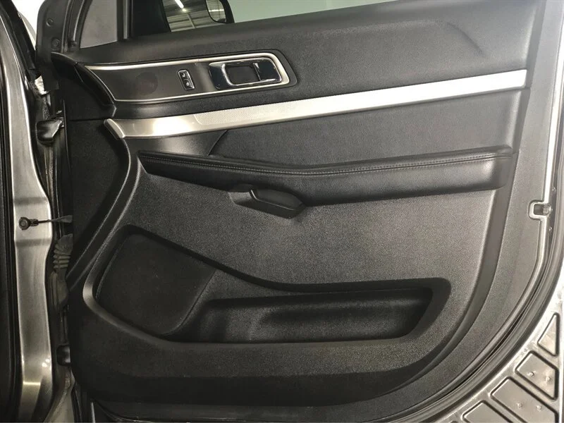Used 2017 Magnetic Ford XLT image 17