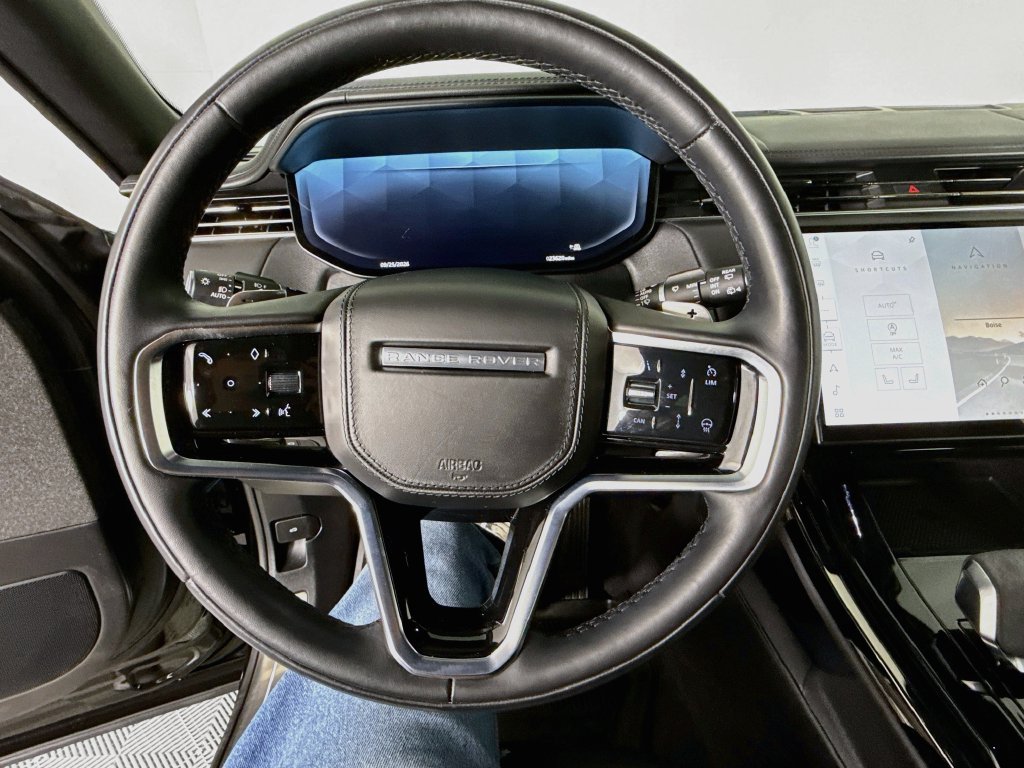 Used 2024 Black Land Rover SE image 12