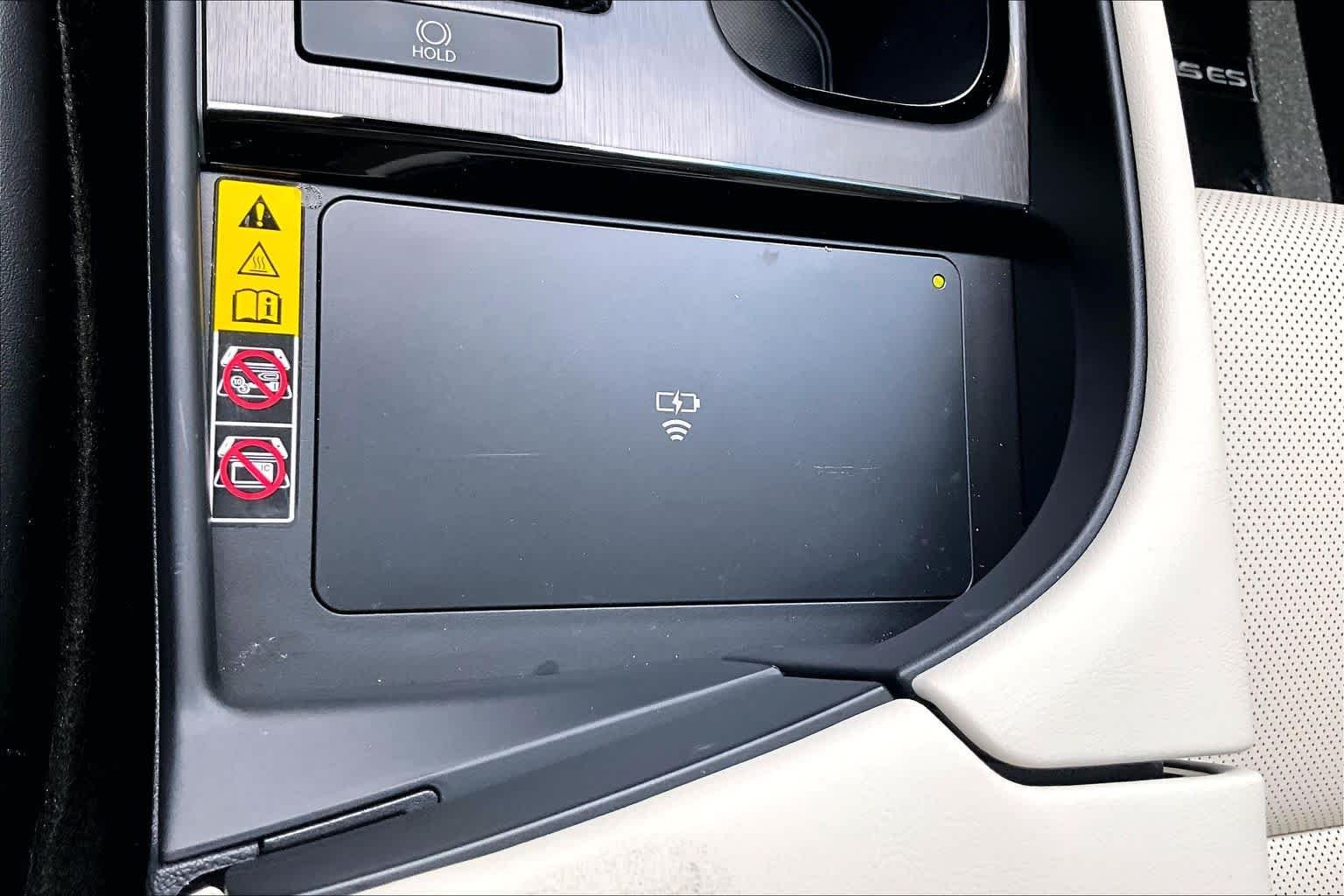 Used 2025 Eminent White Pearl Lexus  image 33