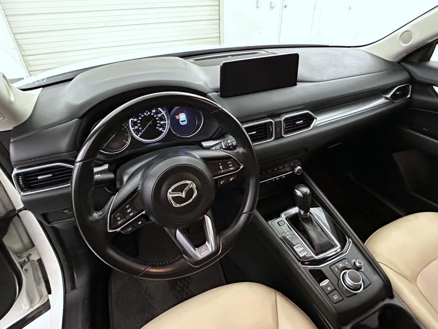 Used 2022 Snowflake White Pearl Mica Mazda 2.5 S Select Package image 13
