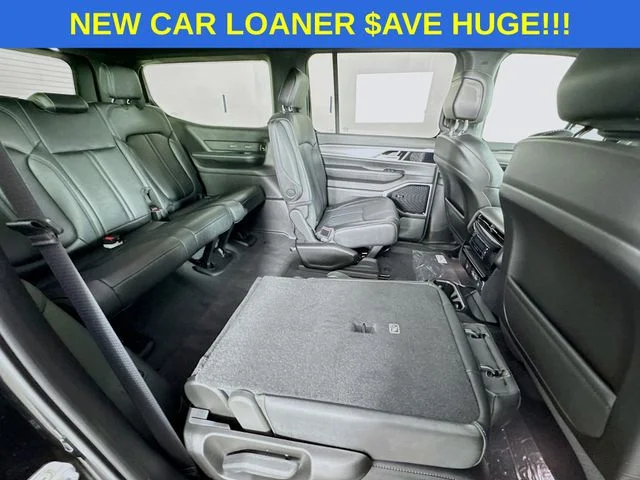 New 2026 High Gloss Black Exterior Paint Jeep Limited Altitude image 29