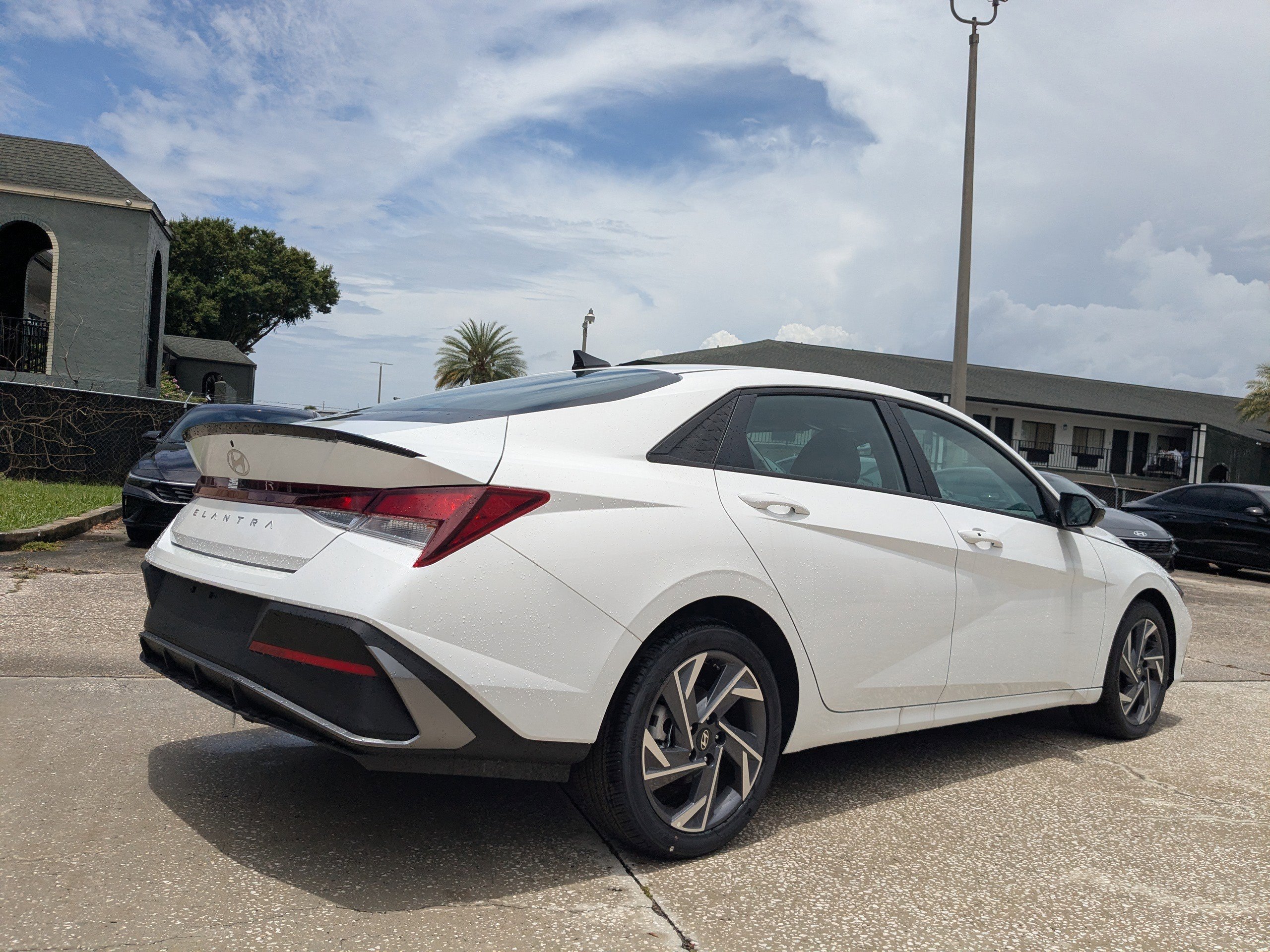New 2025 Serenity White Hyundai SEL Sport image 5