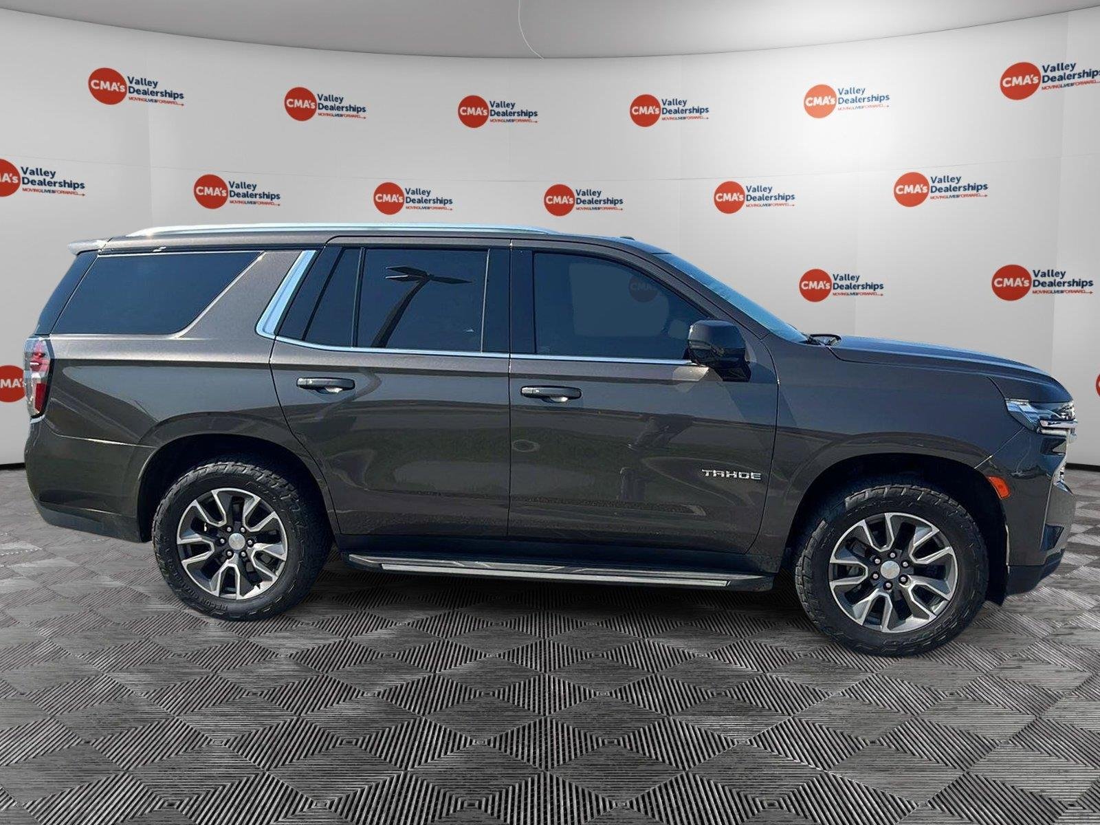 Used 2021 Graywood Metallic Chevrolet LT image 6