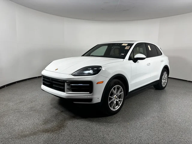2024 Porsche Cayenne Base
