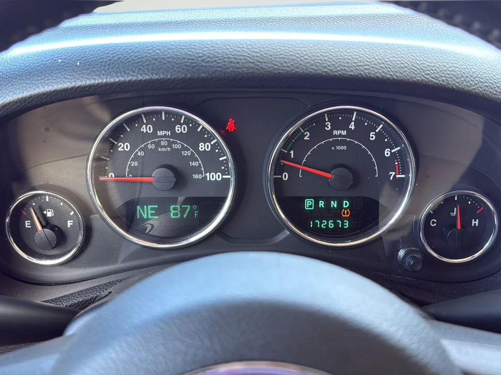 Used 2012 Red Jeep Unlimited Sahara image 18