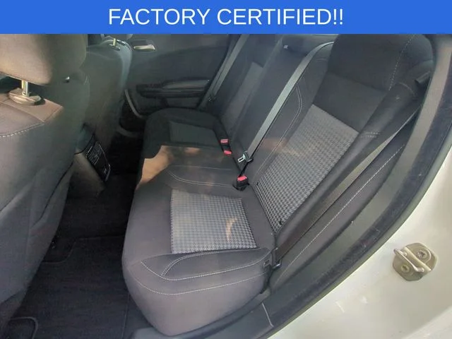 Used 2023 White Dodge SXT image 30