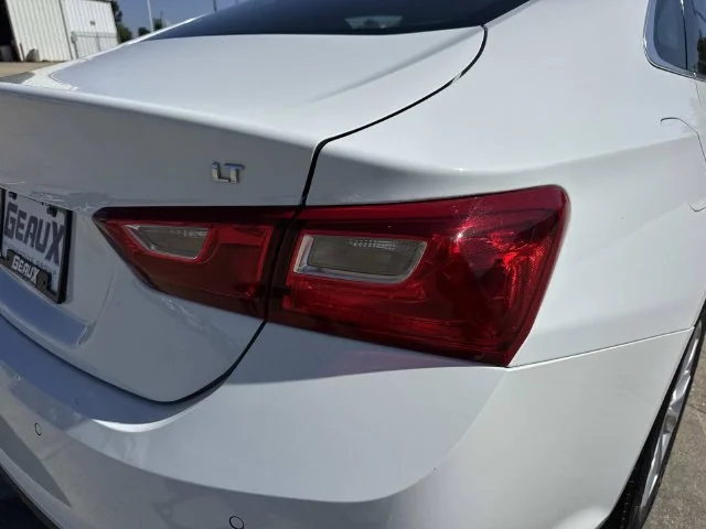 Used 2025 White Chevrolet LT image 20