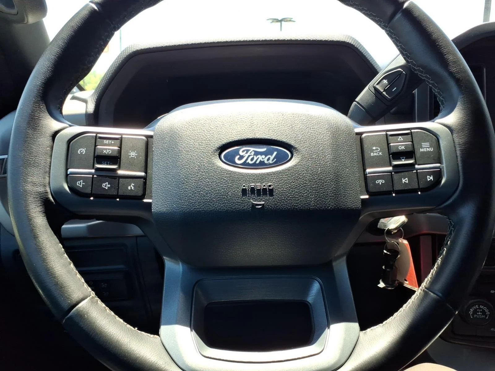 Used 2024 Iconic Silver Metallic Ford XLT image 23