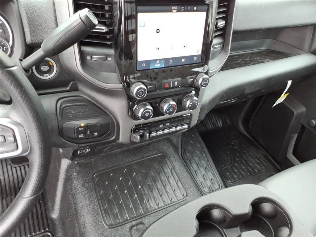 2026 RAM 3500 Chassis Tradesman - Photo 15