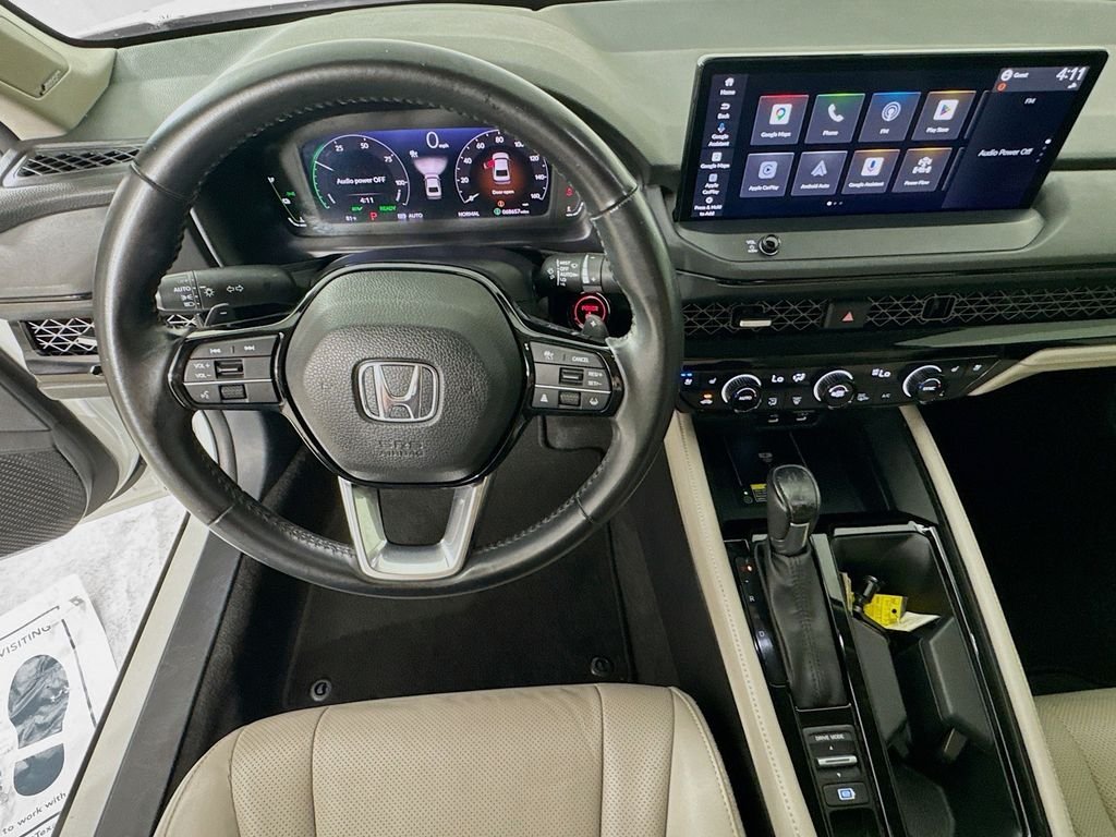 2023 Honda Accord Hybrid Touring - Photo 11