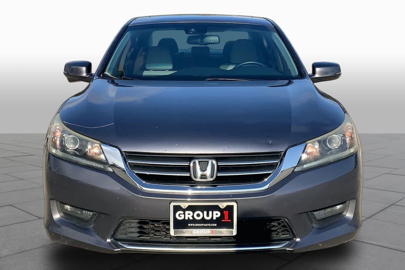 Used 2014 Modern Steel Metallic Honda EX-L image 4