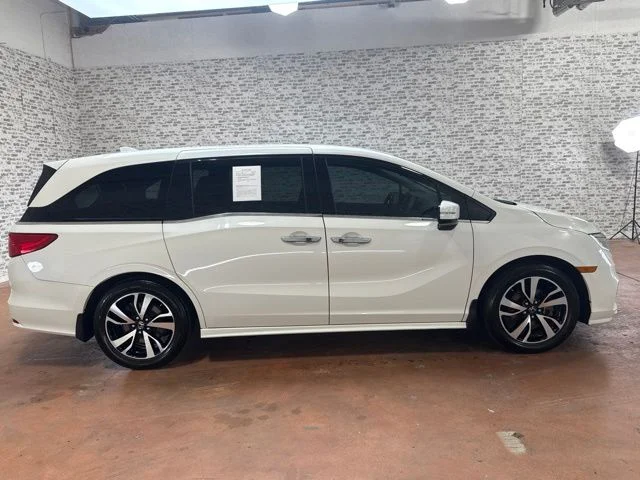 Used 2018 White Honda Elite image 8