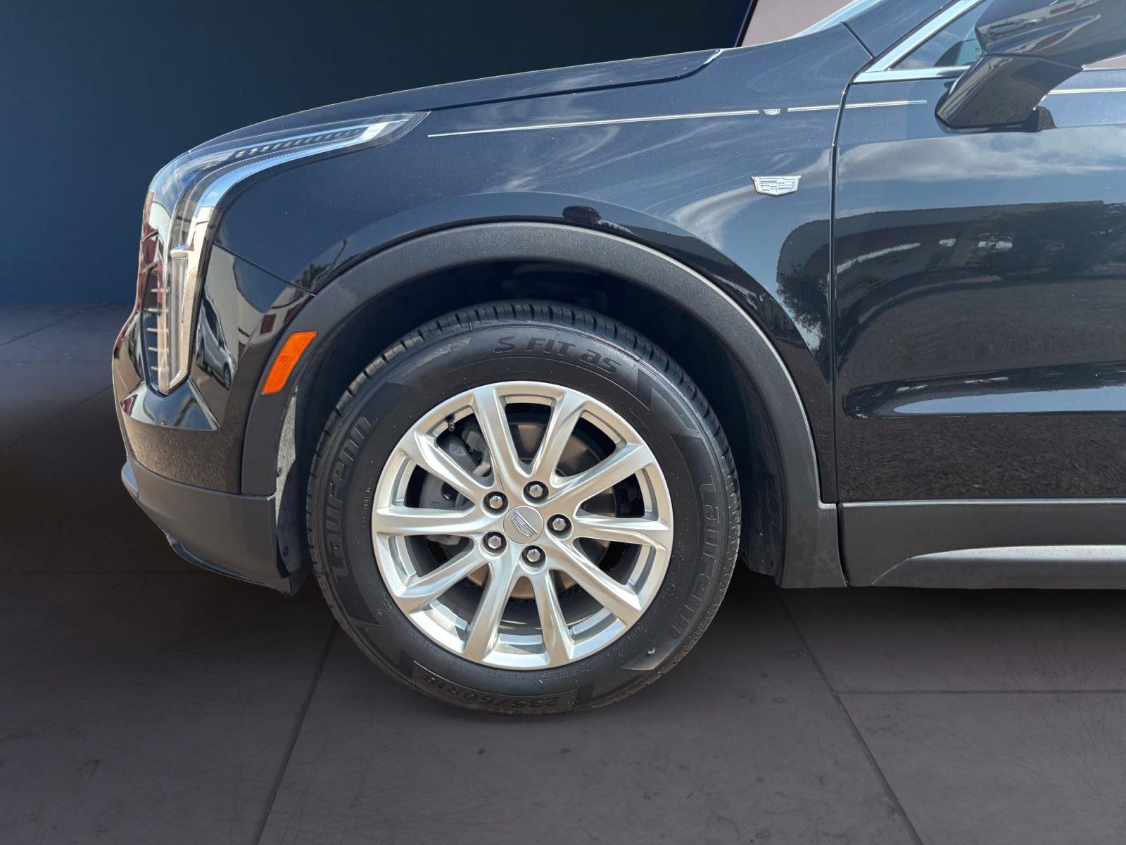 Used 2023 Stellar Black Metallic Cadillac FWD Luxury image 14