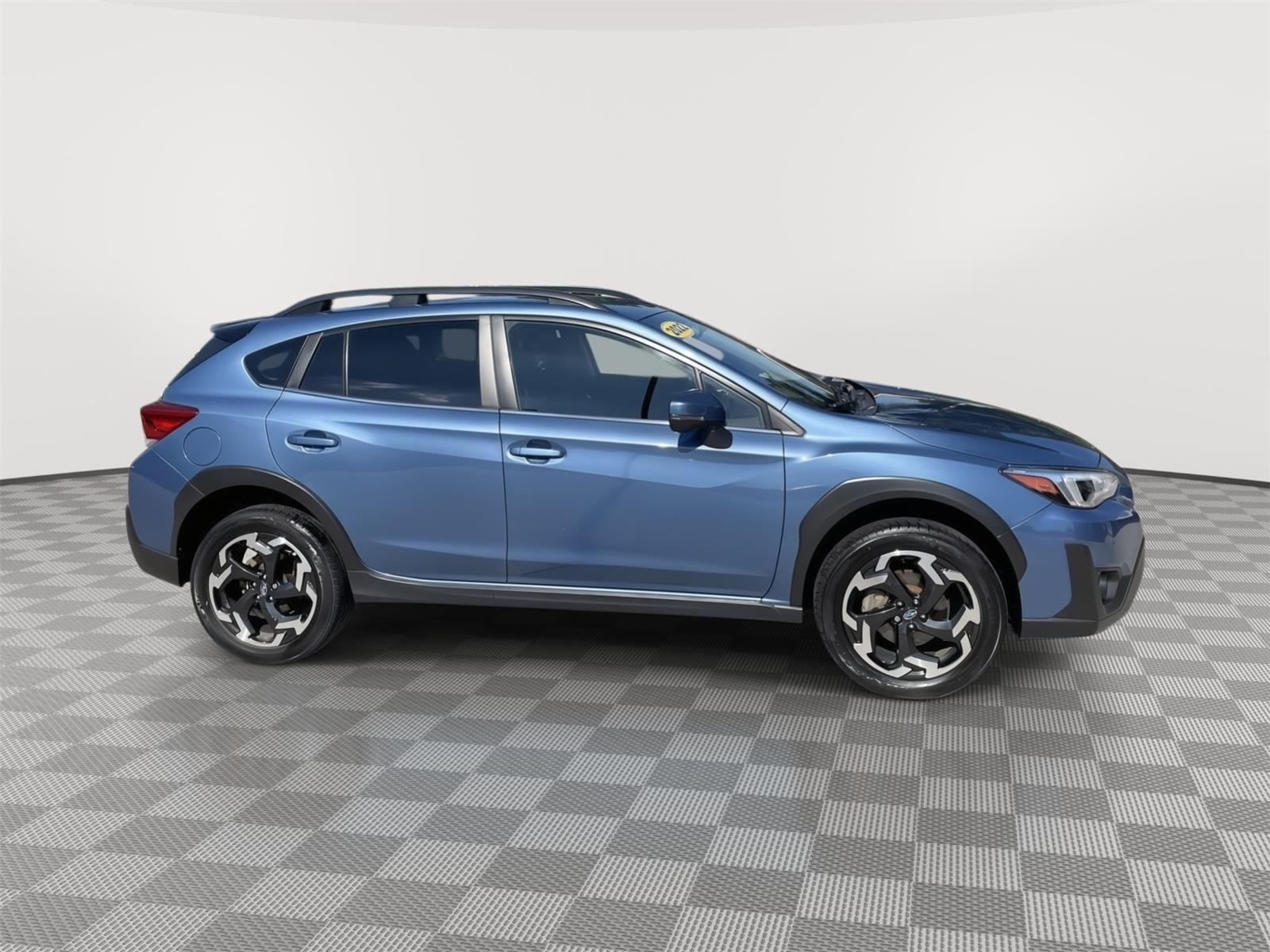 Used 2022 Horizon Blue Pearl Subaru Limited image 3