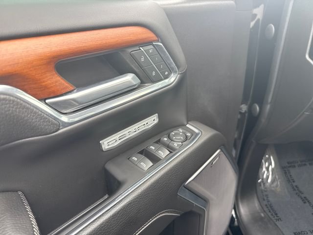 Used 2022 Black GMC Denali image 11