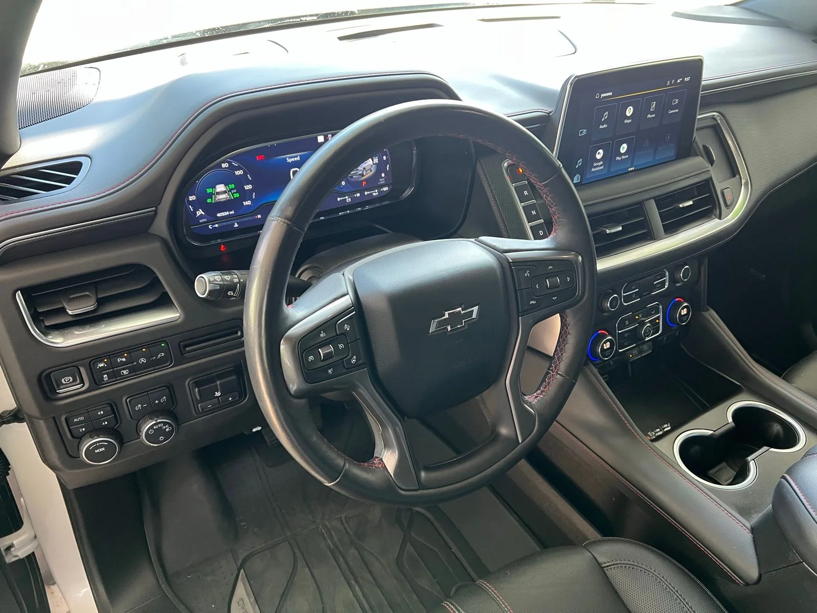 Used 2022 White Chevrolet RST image 11
