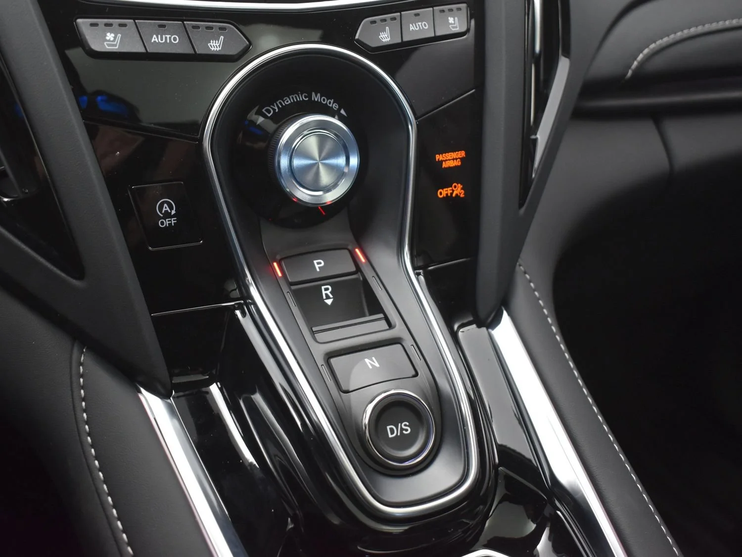 New 2026 Liquid Carbon Metallic Acura w/Advance Package image 18