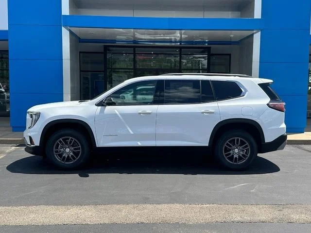 2025 GMC Acadia Elevation FWD's photo