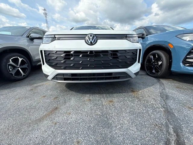 New 2026 Pure White Volkswagen 2.0T S image 10
