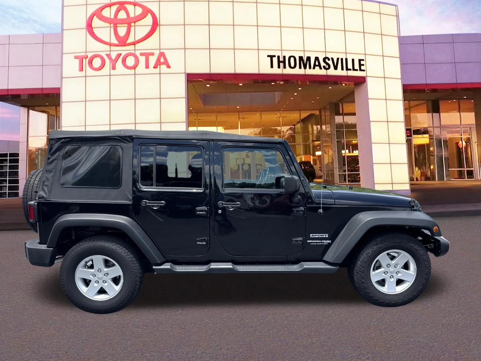 Used 2018 Black Clearcoat Jeep  image 4