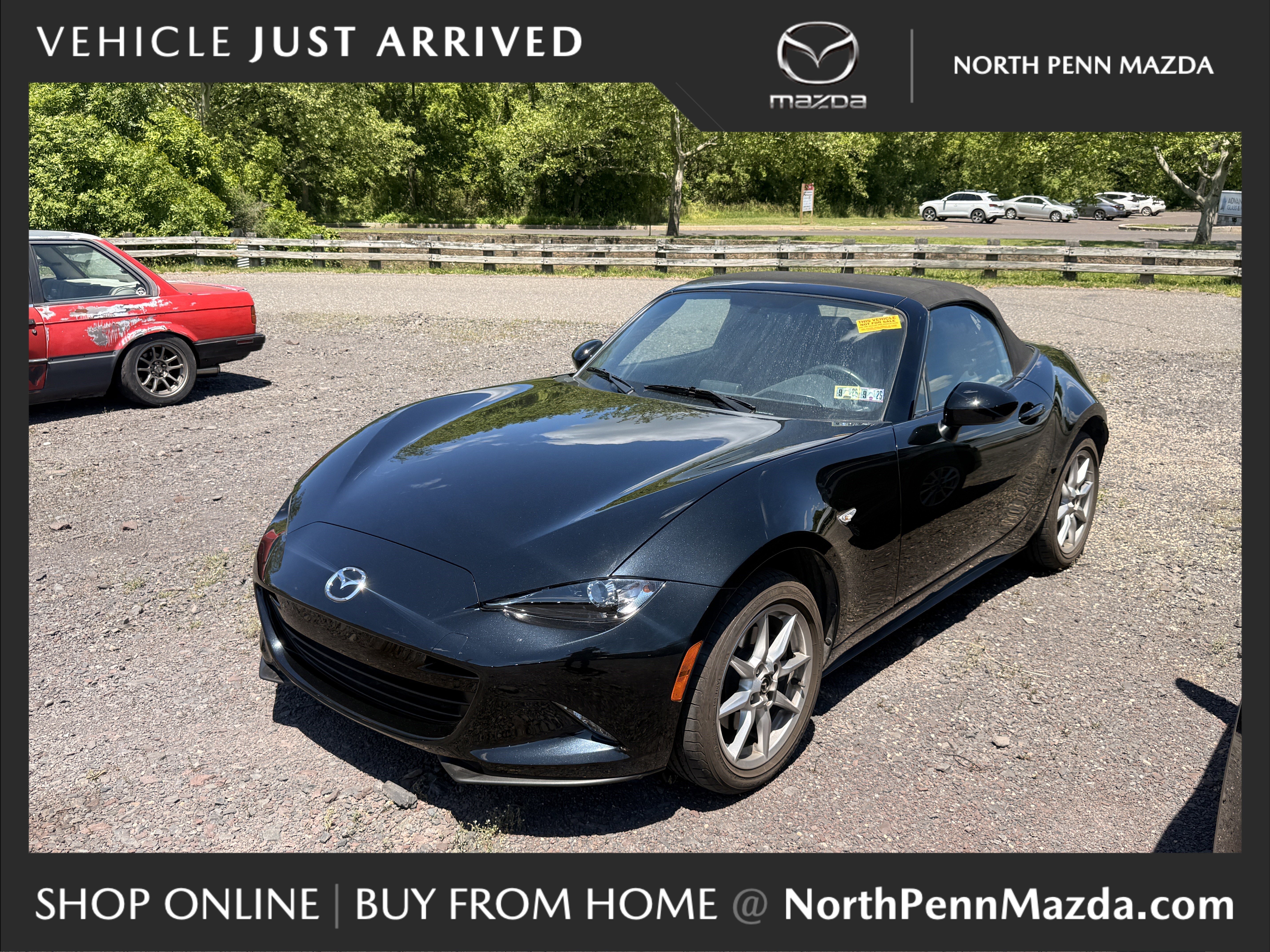 2016 Mazda MX-5 Miata Sport's photo